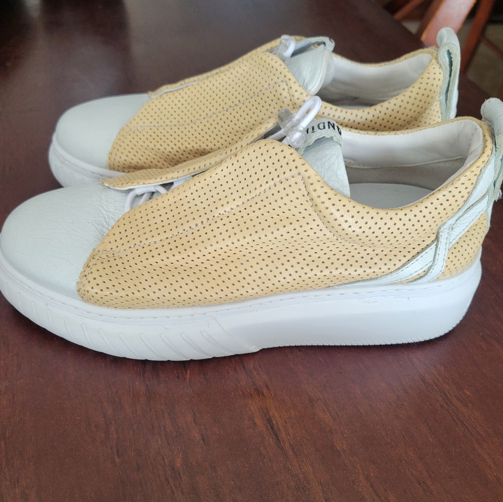 Andia Fora Platform Leather Slip on Sneakers Made in Italy Size 36 Cream White